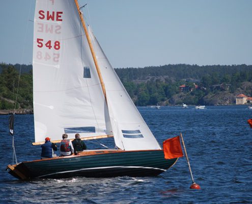 Search Magazine Classic yacht challenge Lagkappsegling för Nordisk Folkbåt den 6 juni